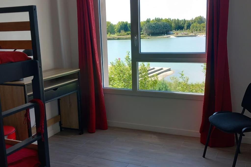 Appartement Climatise Au Coeur De La Provence Lac Et Parcs D'Attractions 10Mn Avignon 蒙特 外观 照片